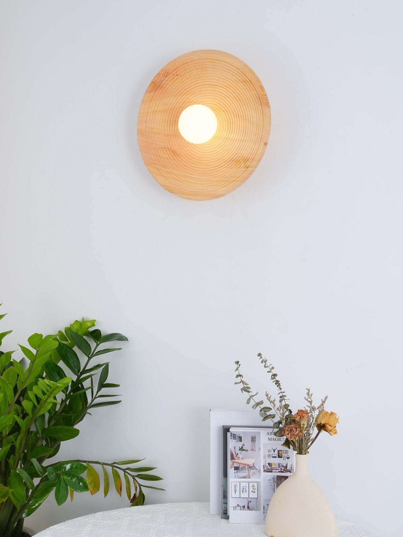 Aldenise Nordic Art Contour Wooden Sconce Wall lamp