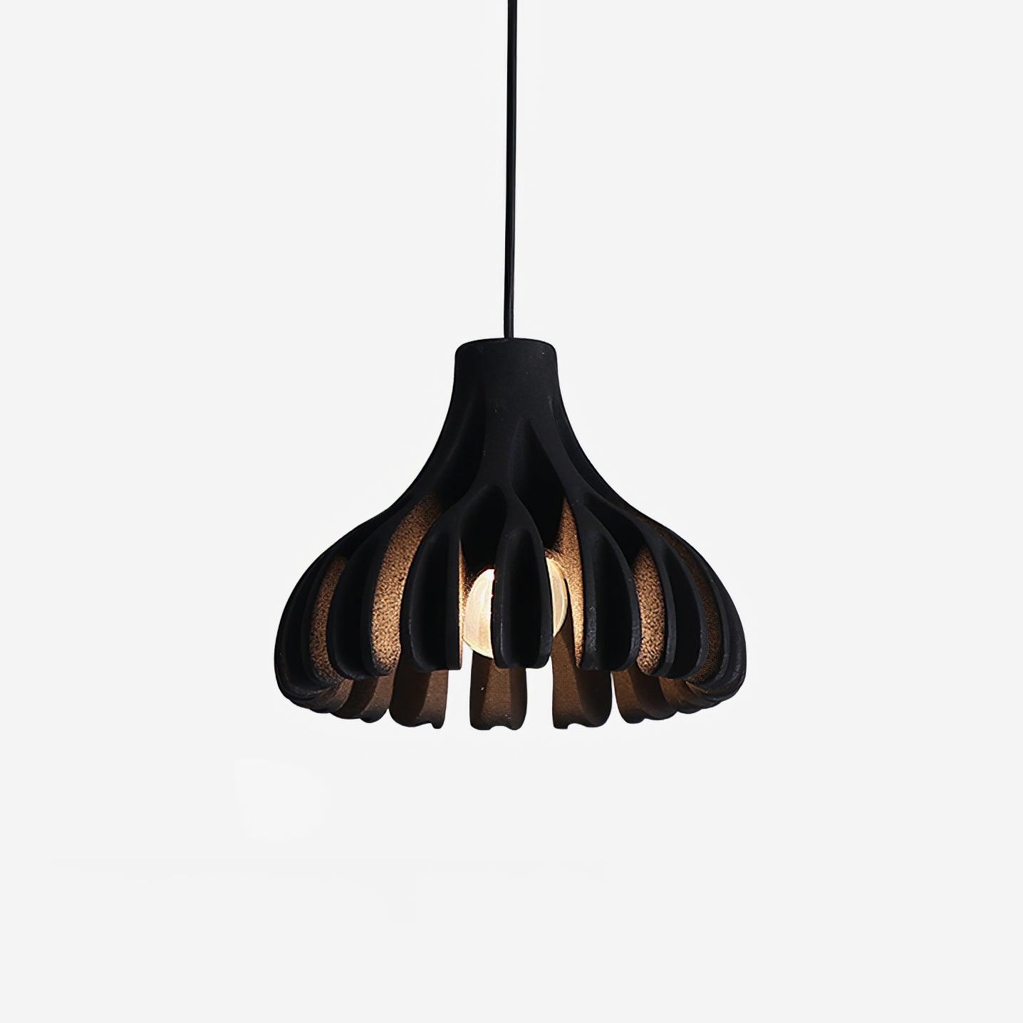 Valtu Coral Resin Pendant Lamp