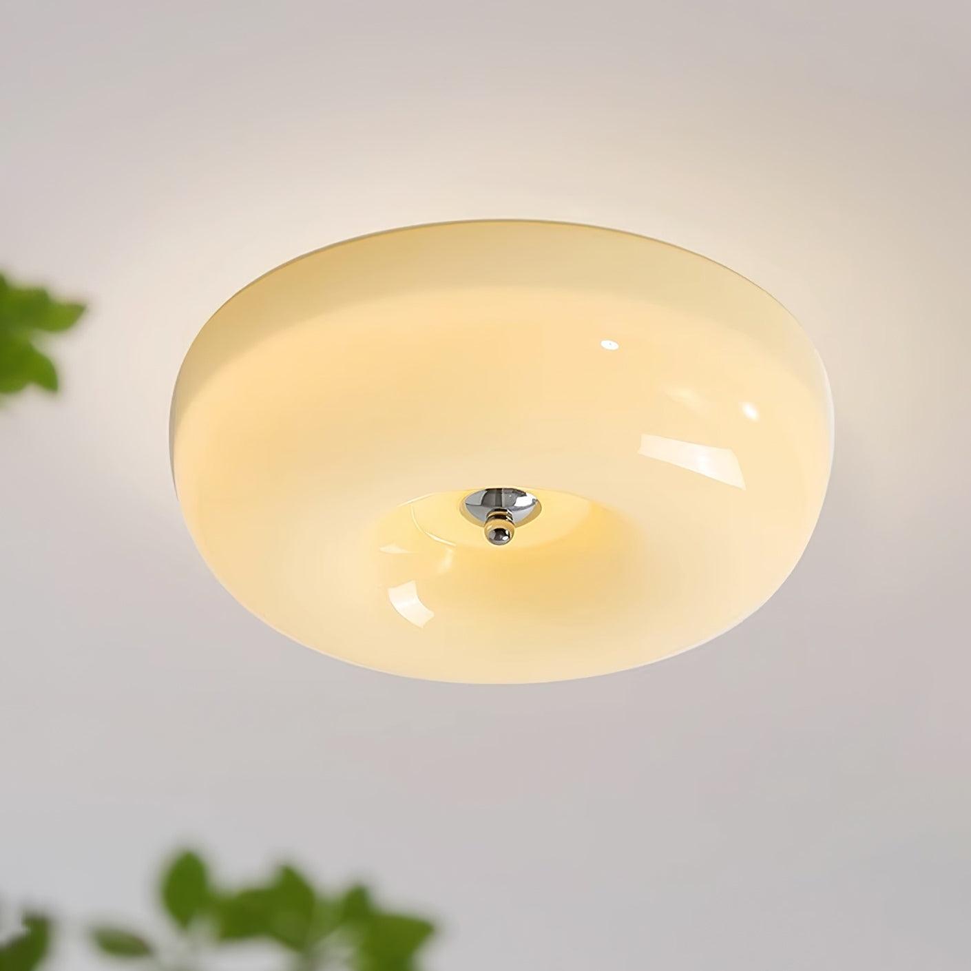 Velisiel Chandelier Cream Pudding with Blown Glass