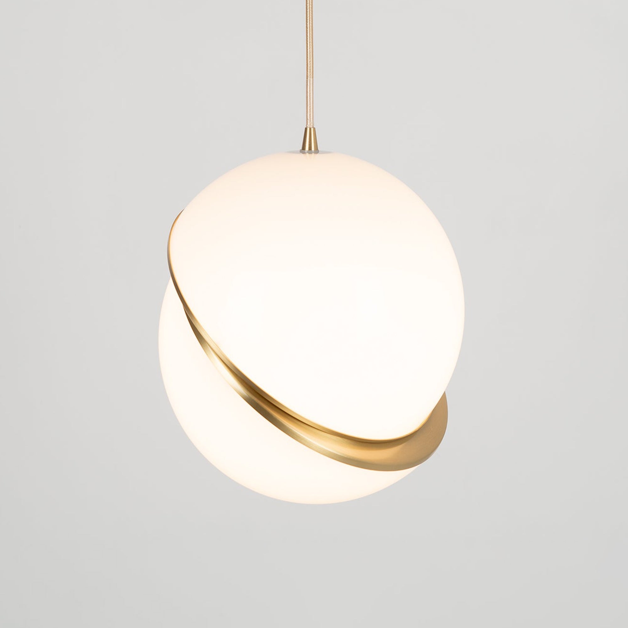 Cavira Pendant Minimalistic Glass Lamp
