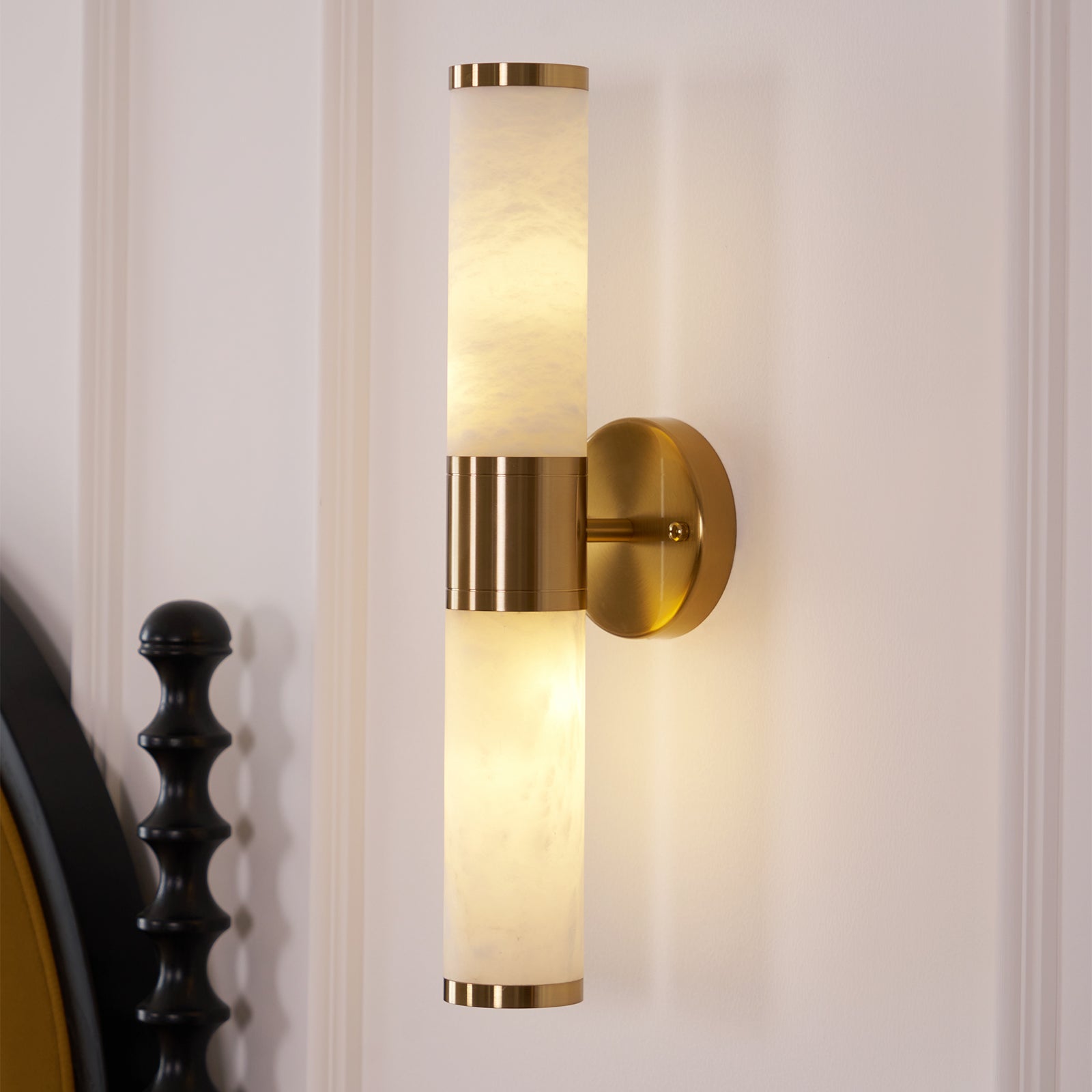 Tira Minimalist Alabaster Wall Lamp