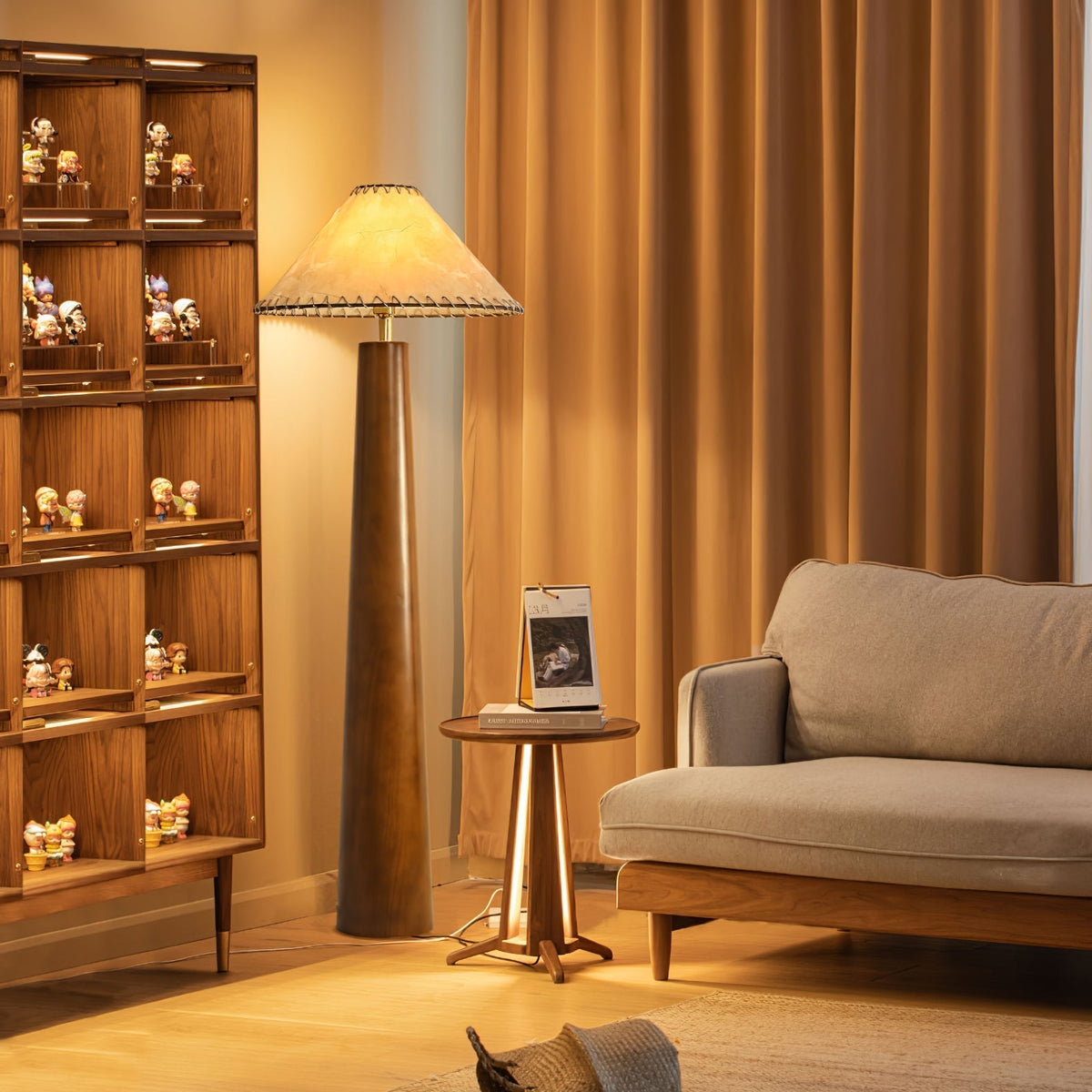 Syleelia Wooden Column Floor Lamp