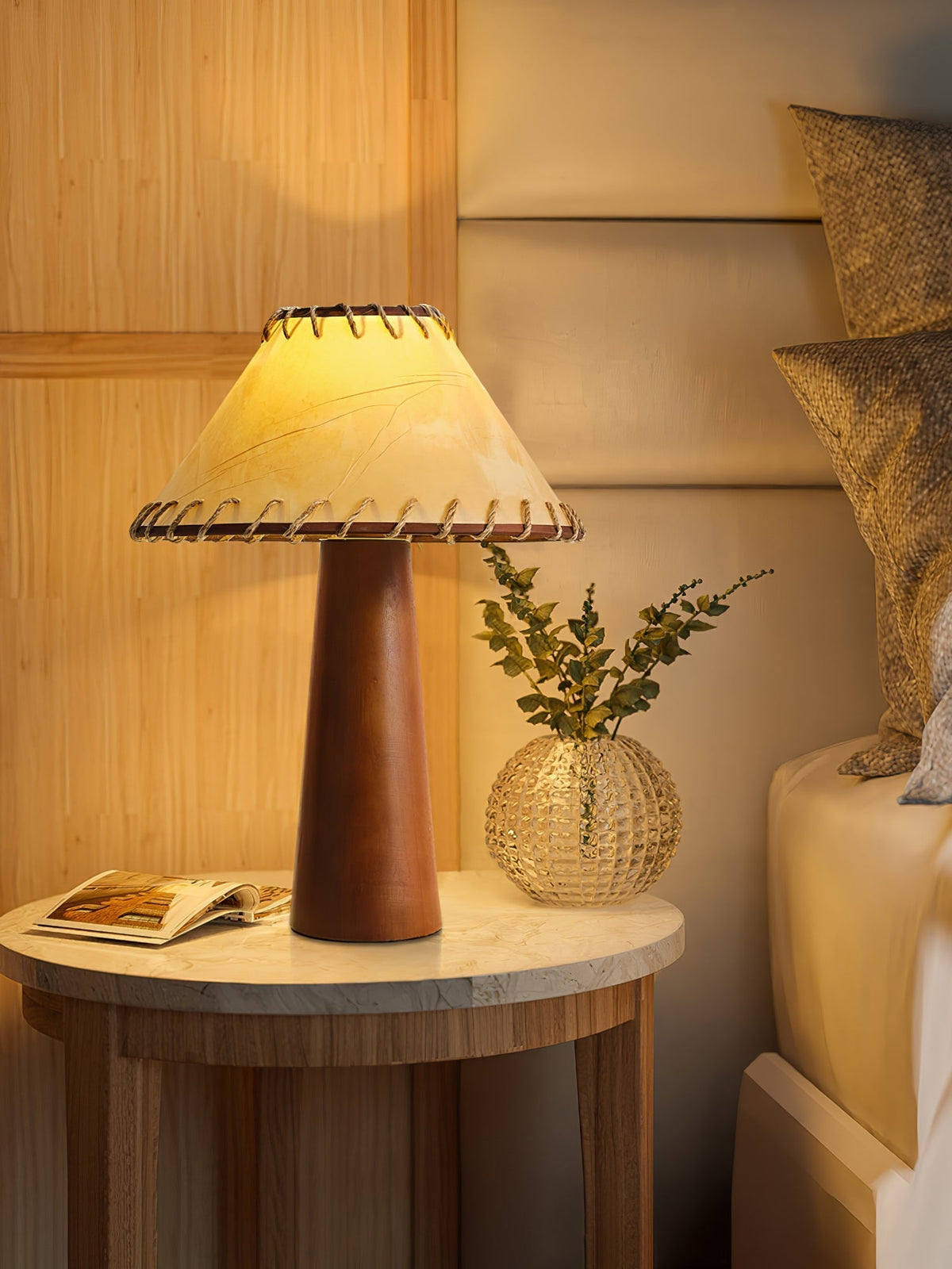 Syleelia Wooden Column Floor Lamp