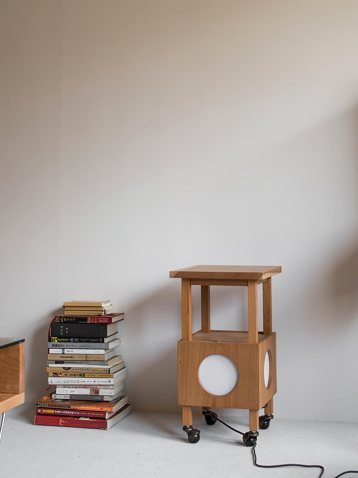 Selalira Cubby Mobile Table Light