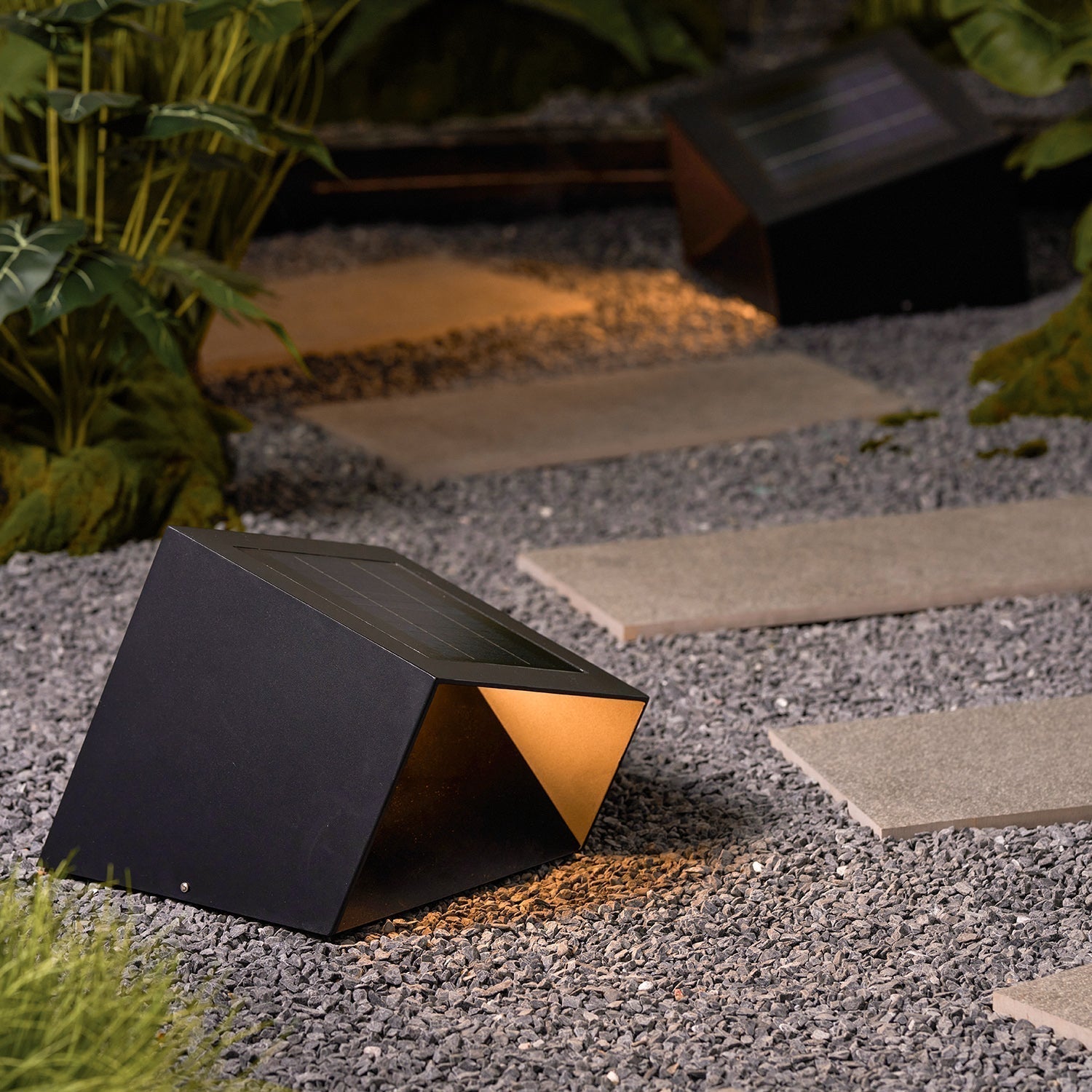 Evsore Unique Cube Garden Solar Outdoor Light
