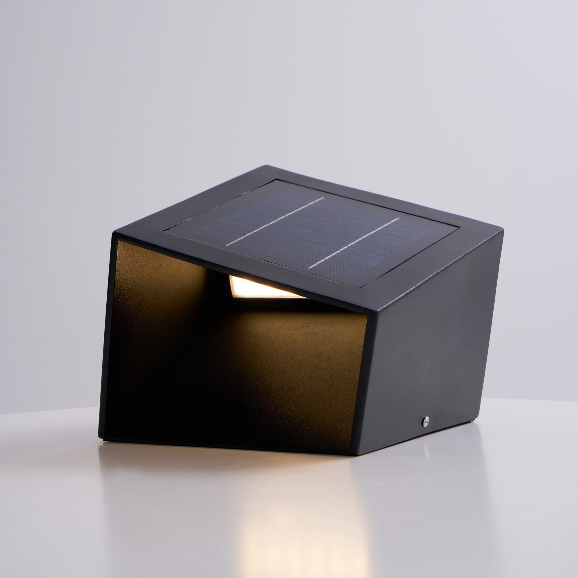 Evsore Unique Cube Garden Solar Outdoor Light