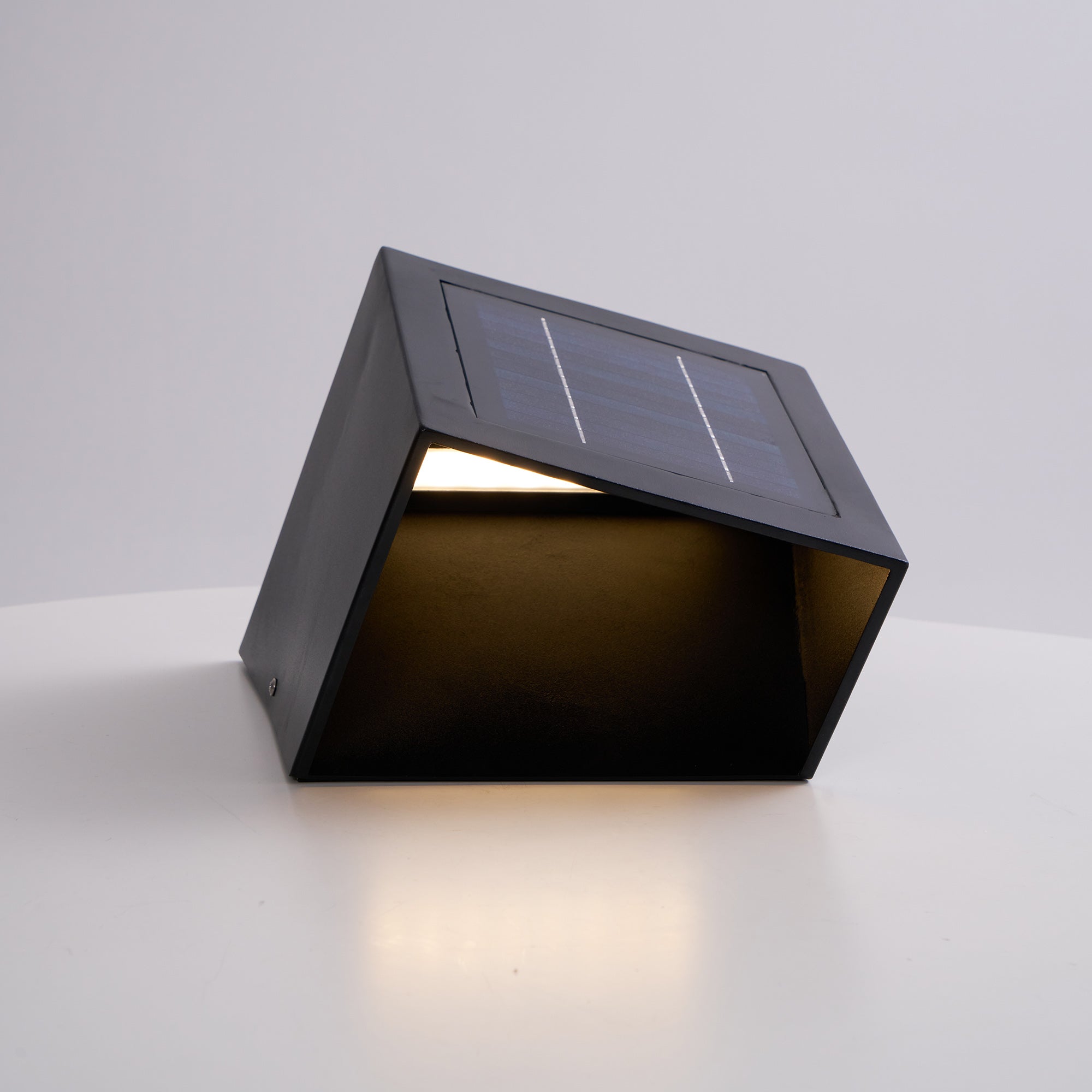 Evsore Unique Cube Garden Solar Outdoor Light