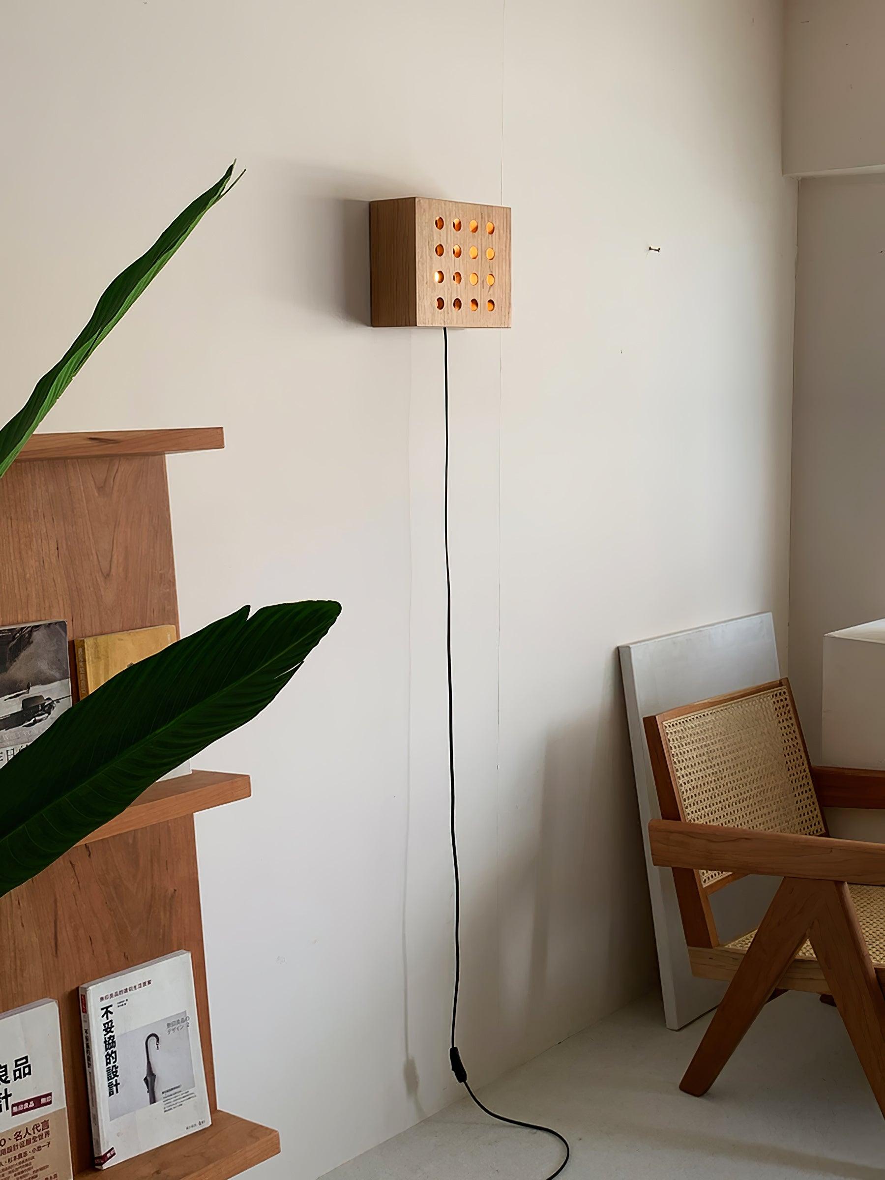 Valaee Individual Creativity Wall Lamp
