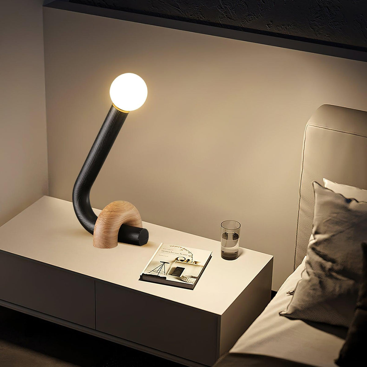 Arcus Fashion Wood Table Lamp