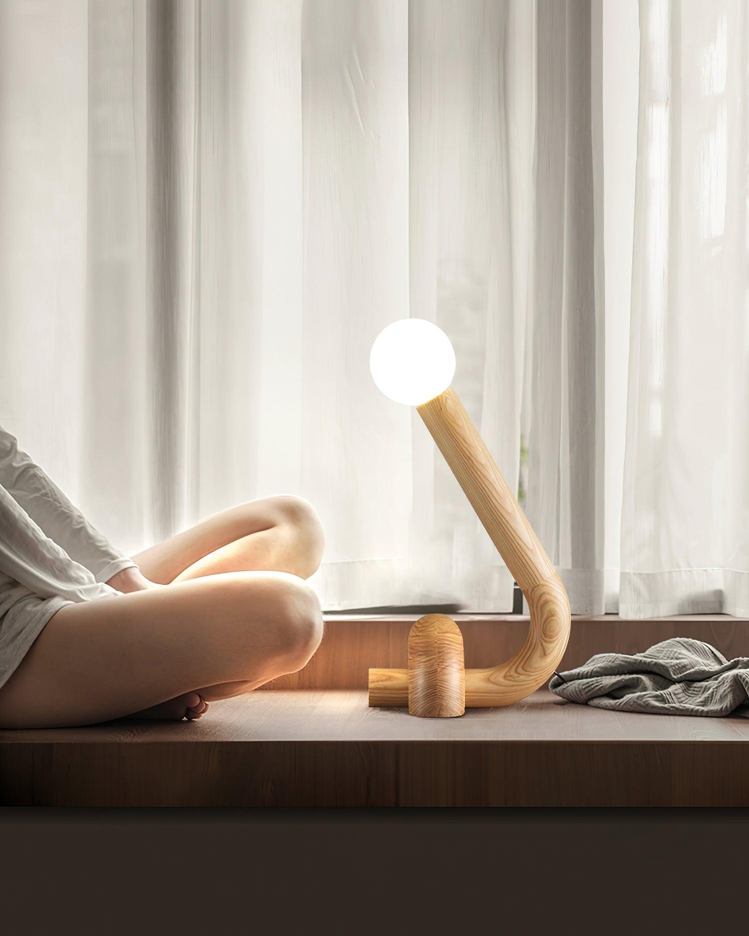 Arcus Fashion Wood Table Lamp