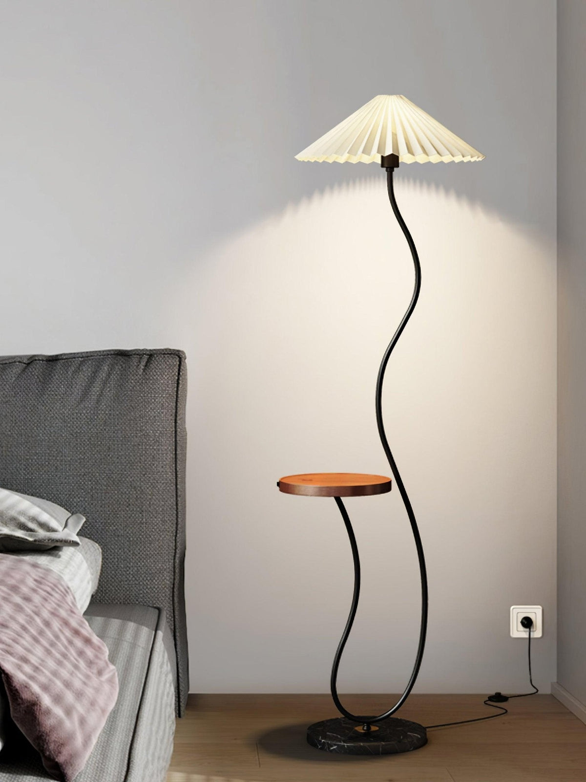 Ghel Minimalist Wood Floor Lamp