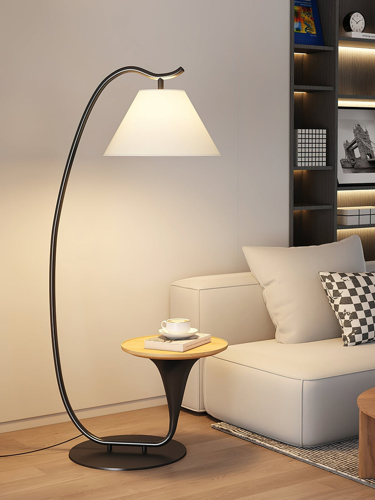 Rivariella Modern Floor Lamp