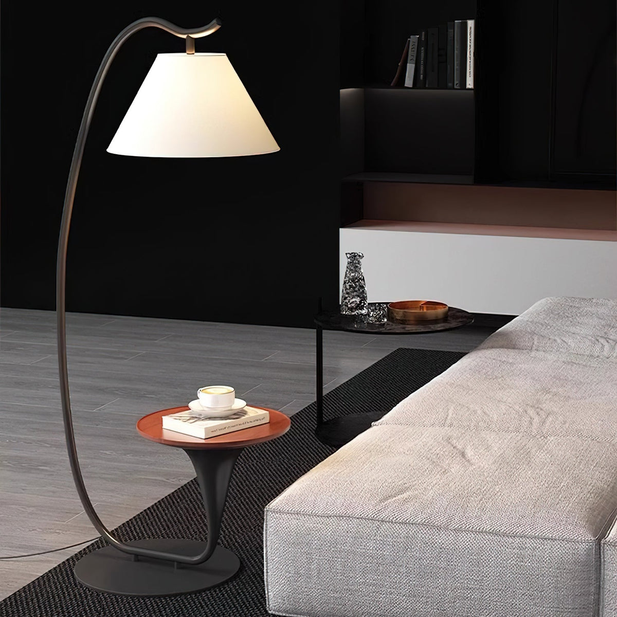 Rivariella Modern Floor Lamp