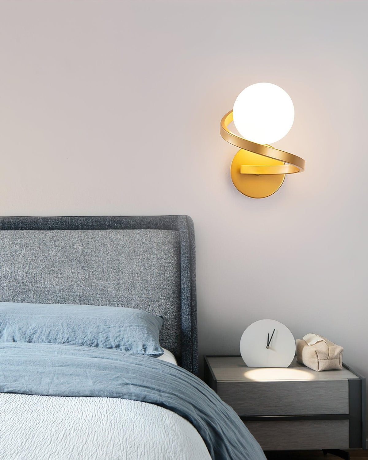 Yvian Curved Modern Minimalist Brass Glass Wall Lamp