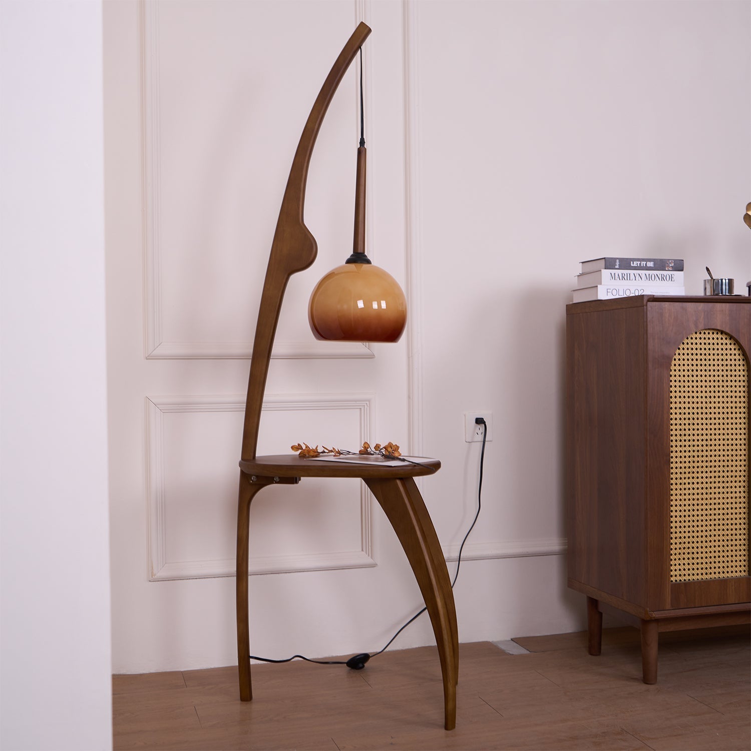 Selisora Curved Mantis Arm Floor Lamp