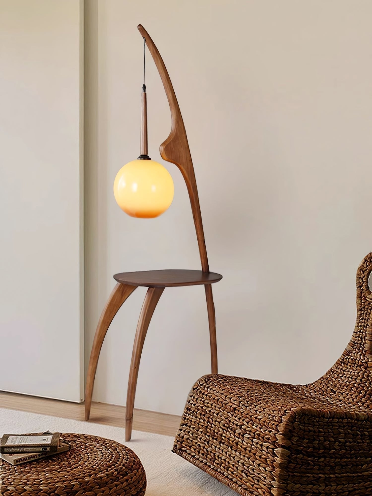 Selisora Curved Mantis Arm Floor Lamp