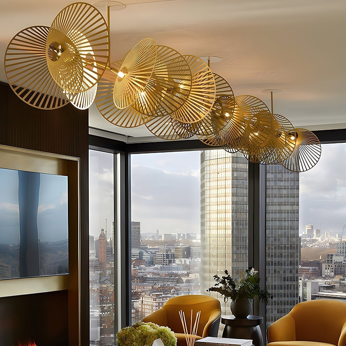 Odoraris Luxury Leaf Chandelier