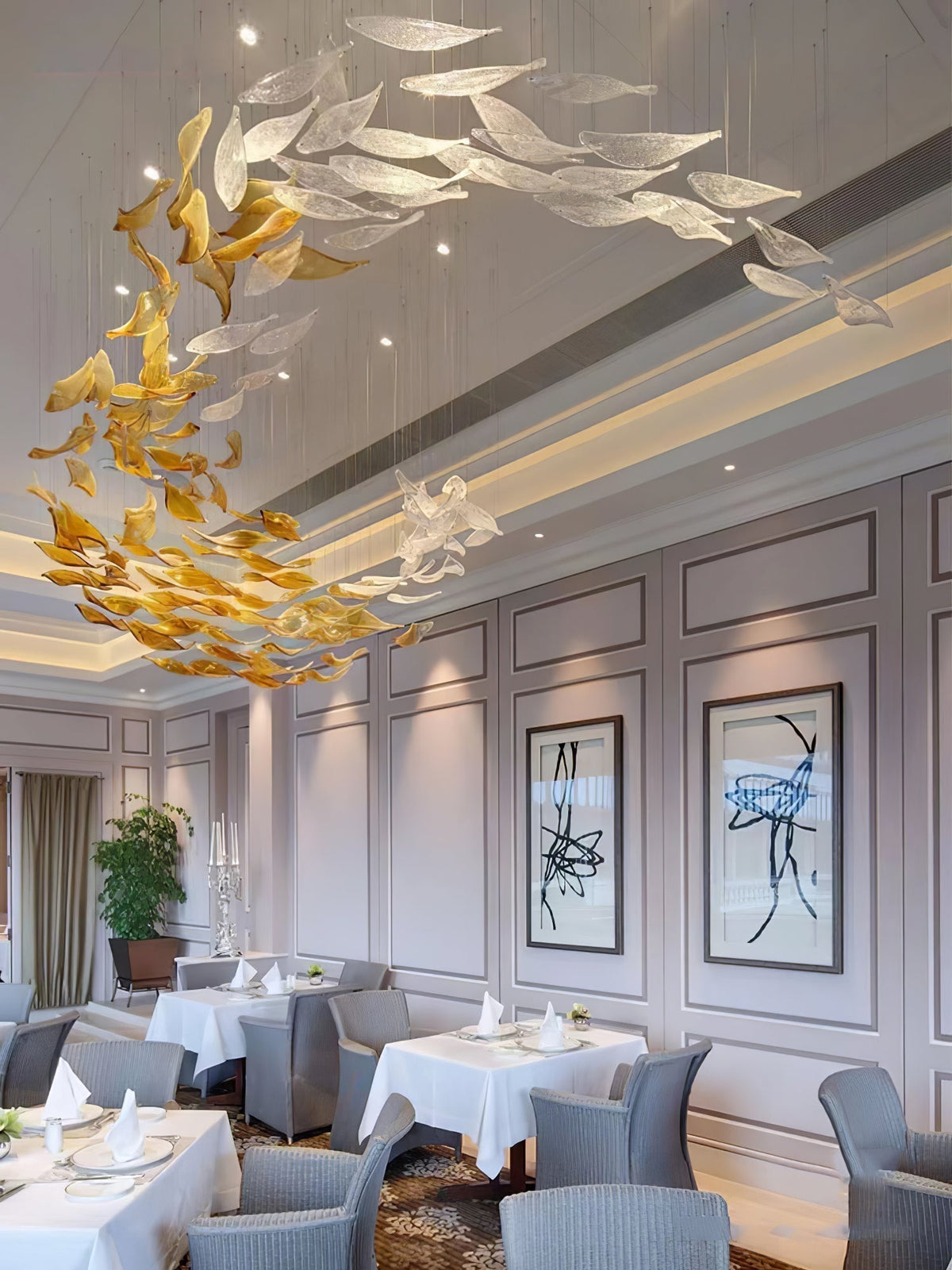 Vamararae Leaf Glass Cascade Chandelier