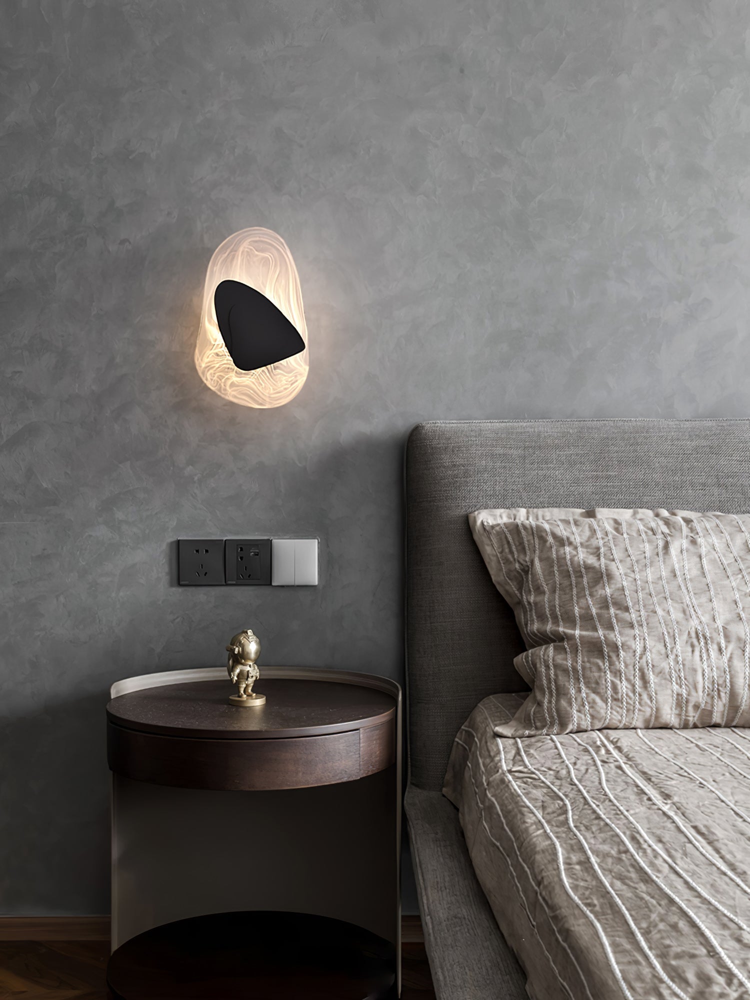 Gana Premium Nordic Art Glass Wall Lamp