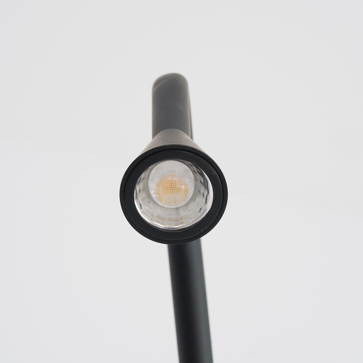 Vesolel Modern Minimalist Wall Lamp