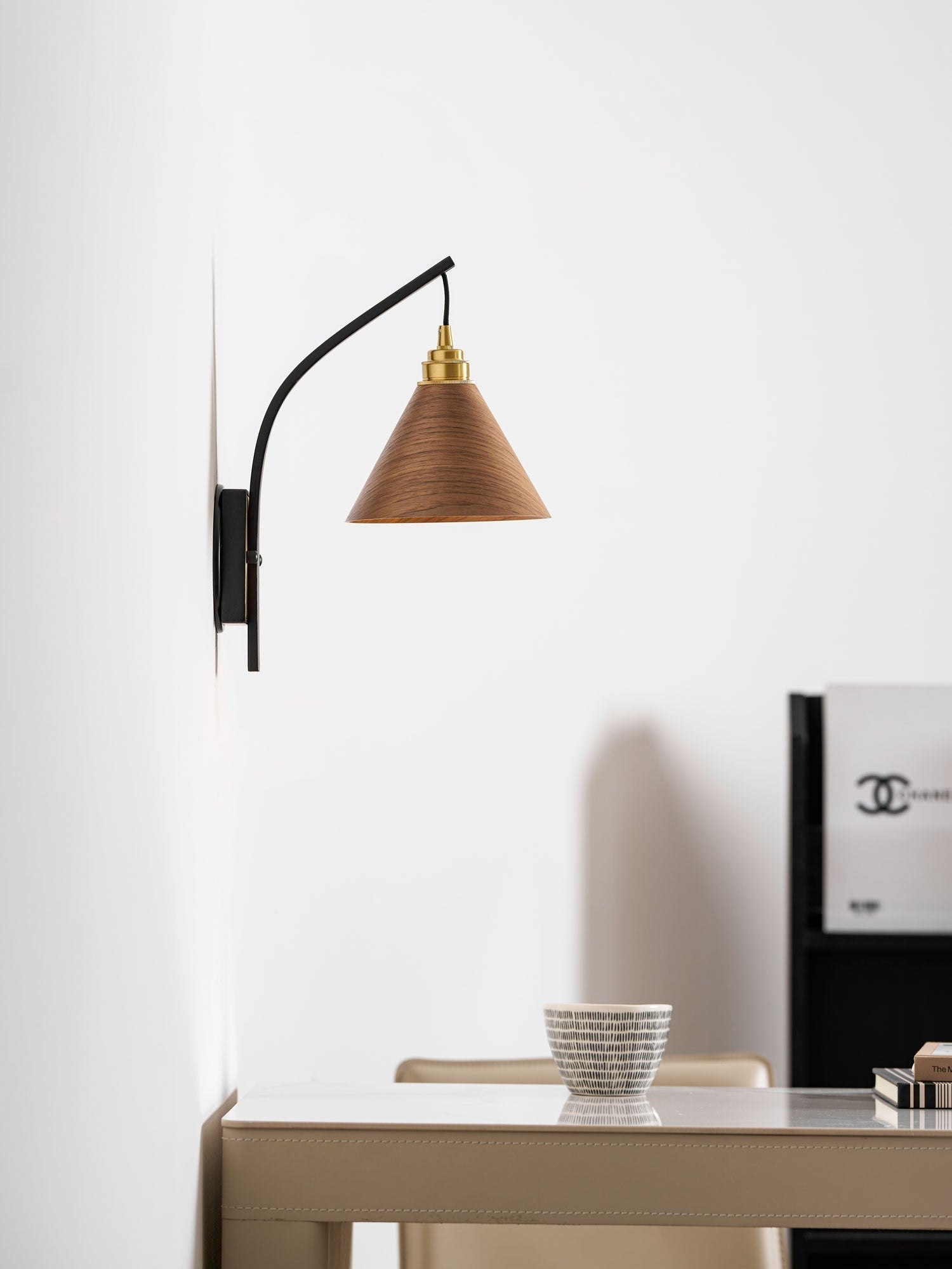 Hawmont Camber Arc Indoor Wall Light