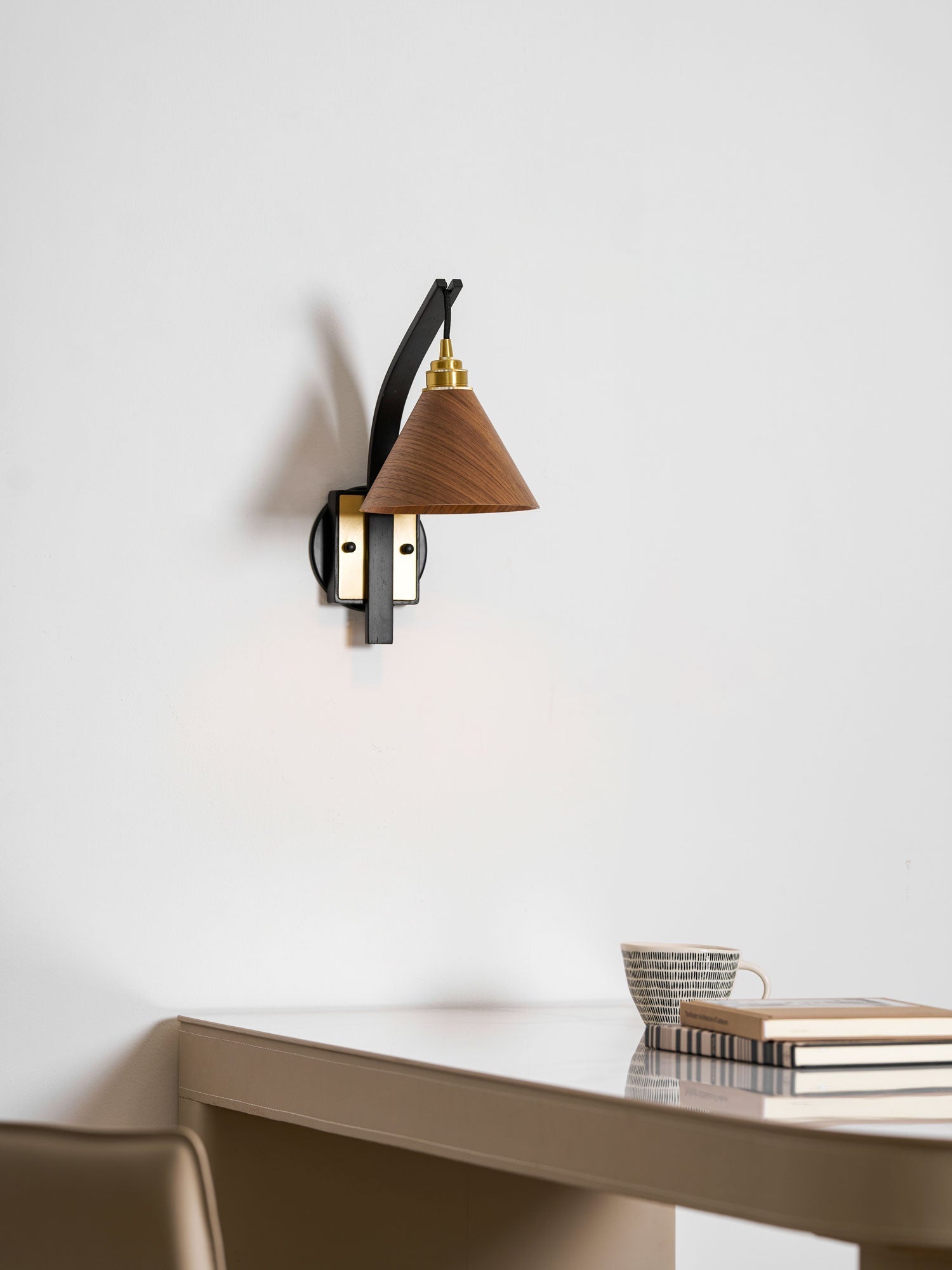 Hawmont Camber Arc Indoor Wall Light