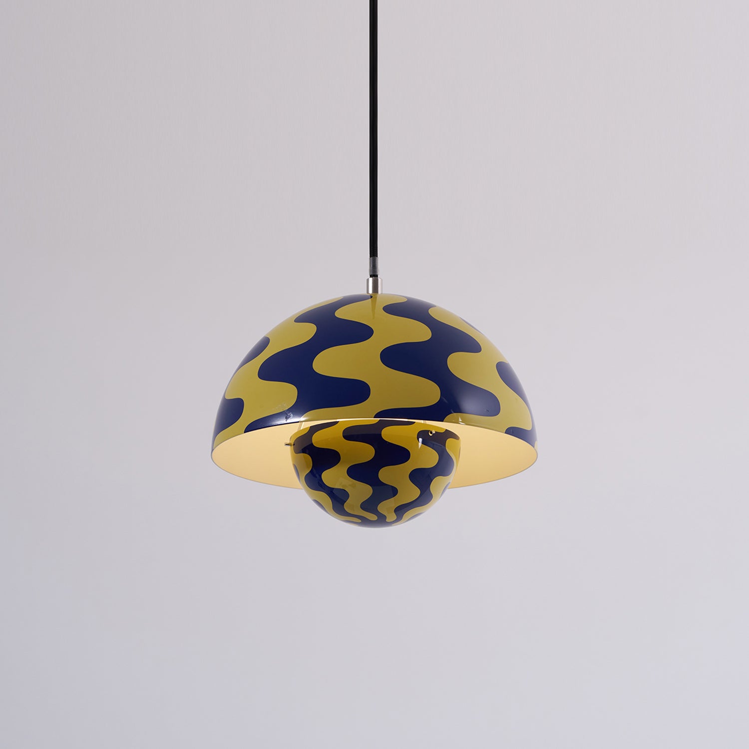 Flowerpot Pendant Lamp - Neutral Decor