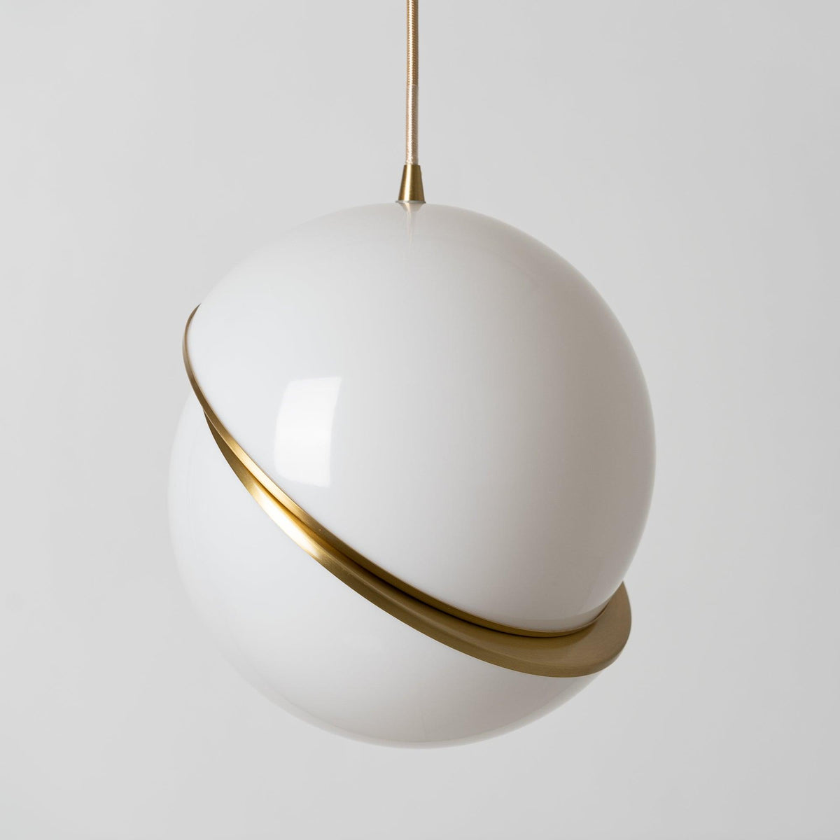 Cavira Pendant Minimalistic Glass Lamp