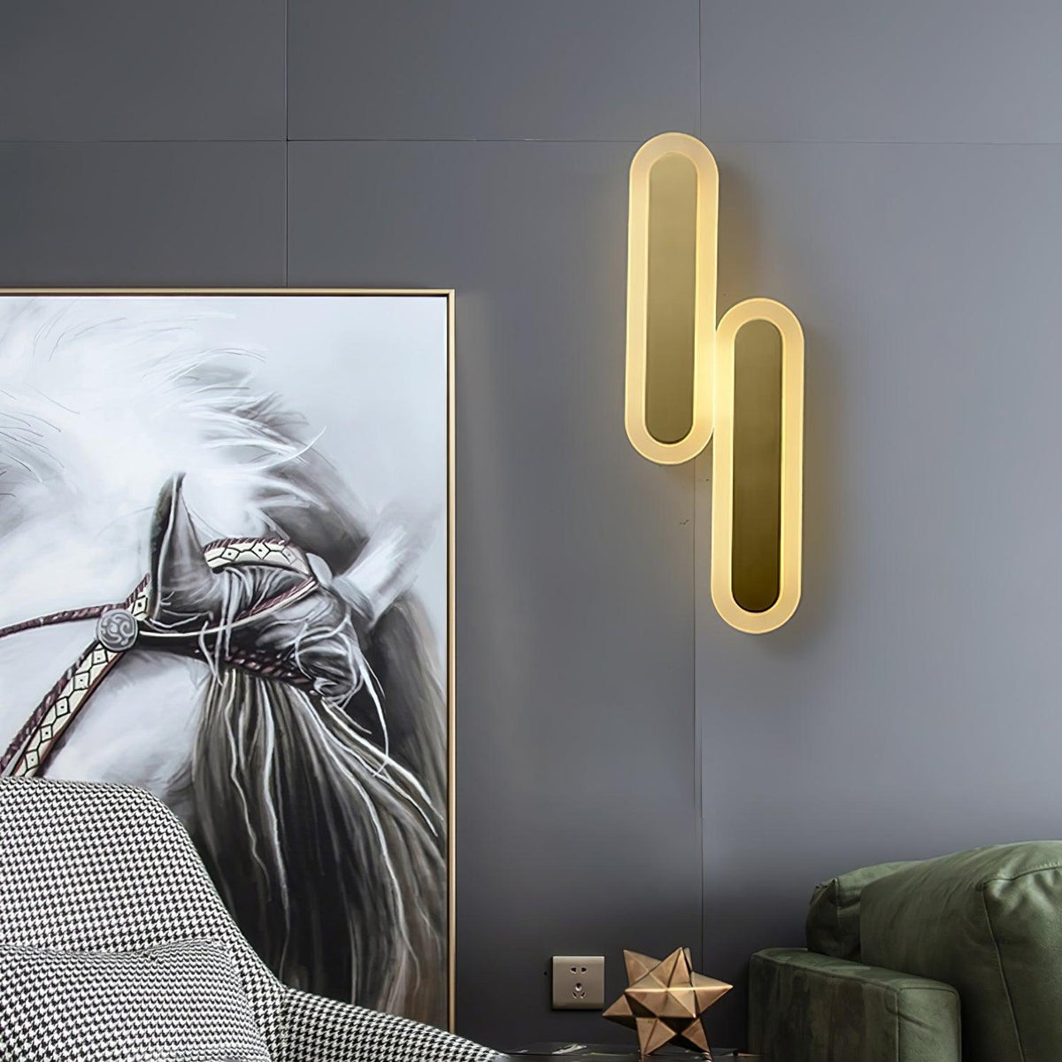 Solanelle Modern Minimalist Brass Wall Lamp