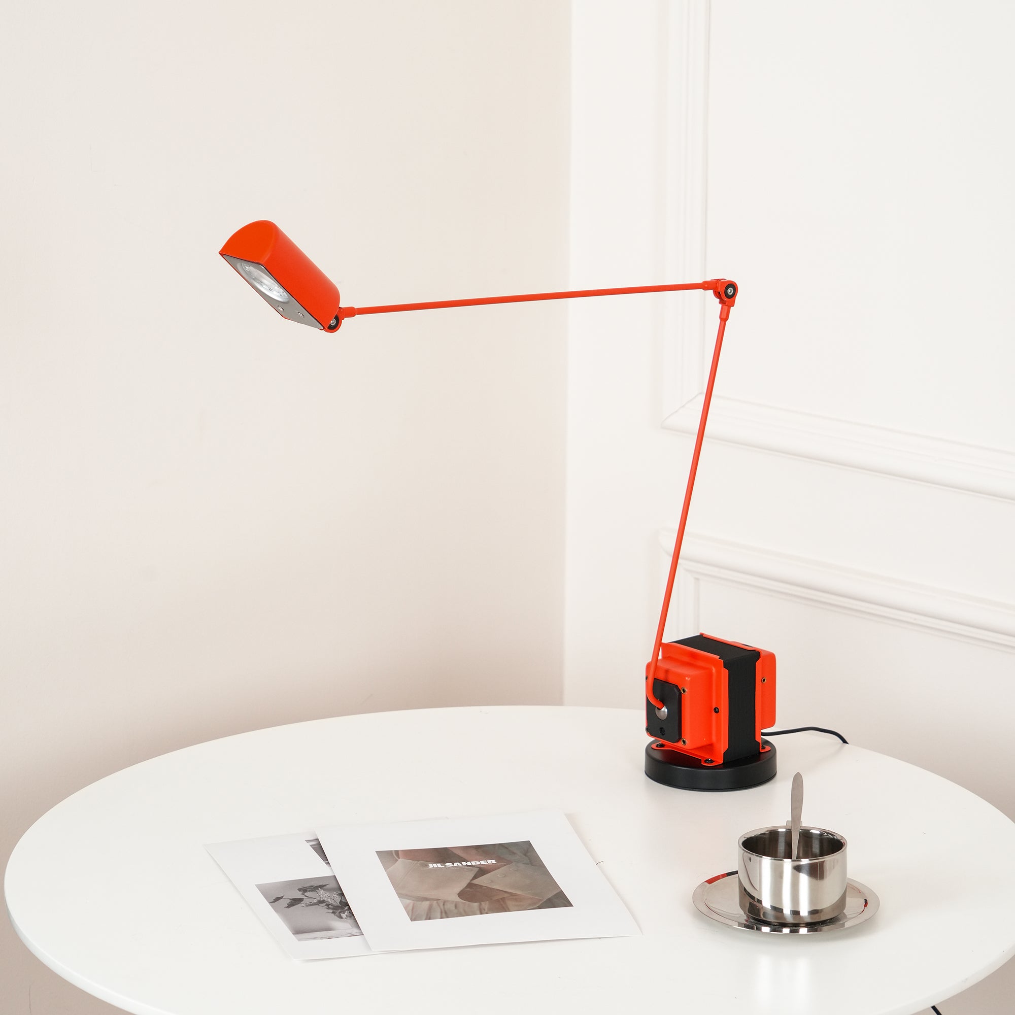 Orvyn Minimalist Table Lamp