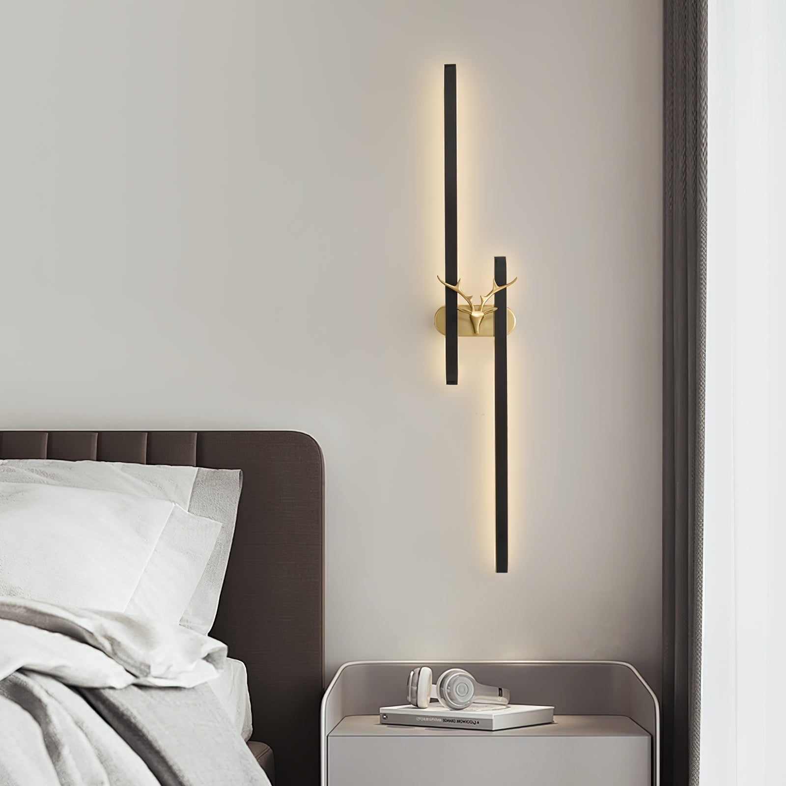 Vavinisra Classic Deer Brass Wall Lamp