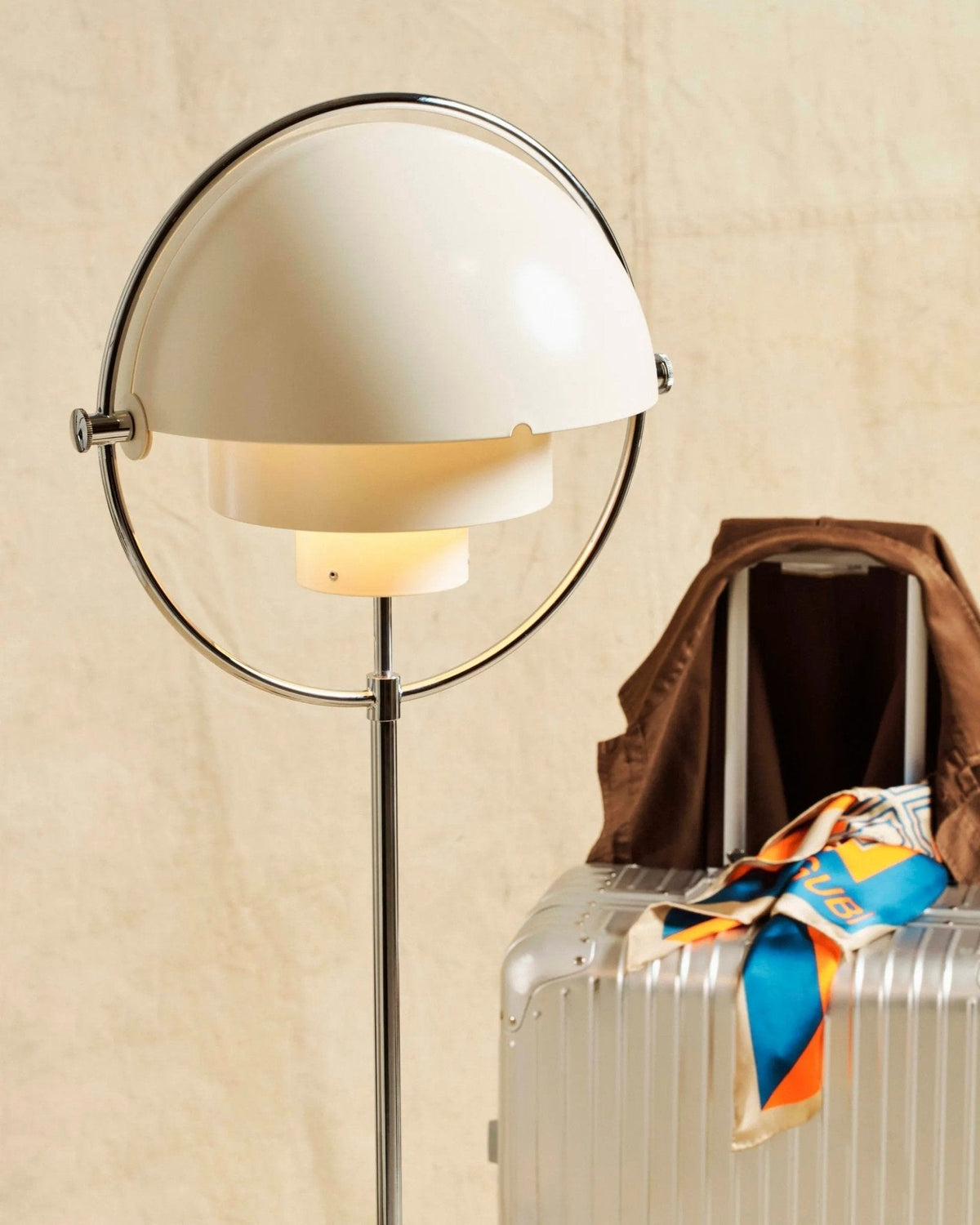 Hunter Modern Floor Lamp