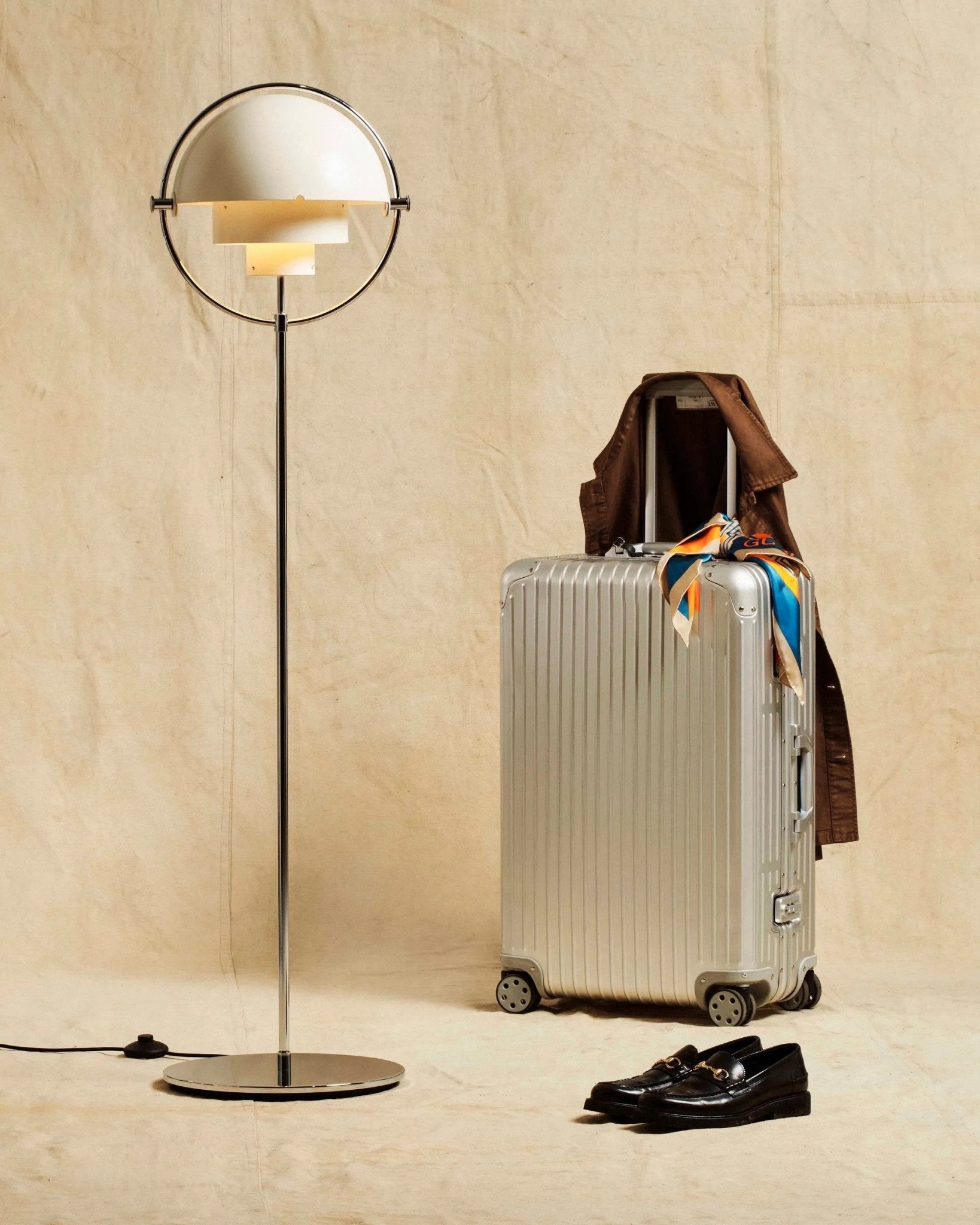 Hunter Modern Floor Lamp