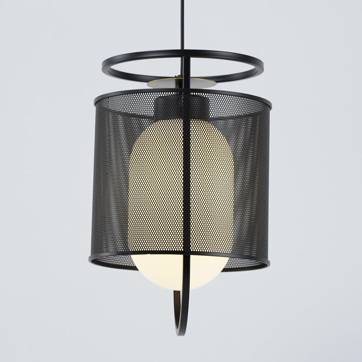Meren Pendant Lamp Mesh Cylinder Brass Accent Industrial