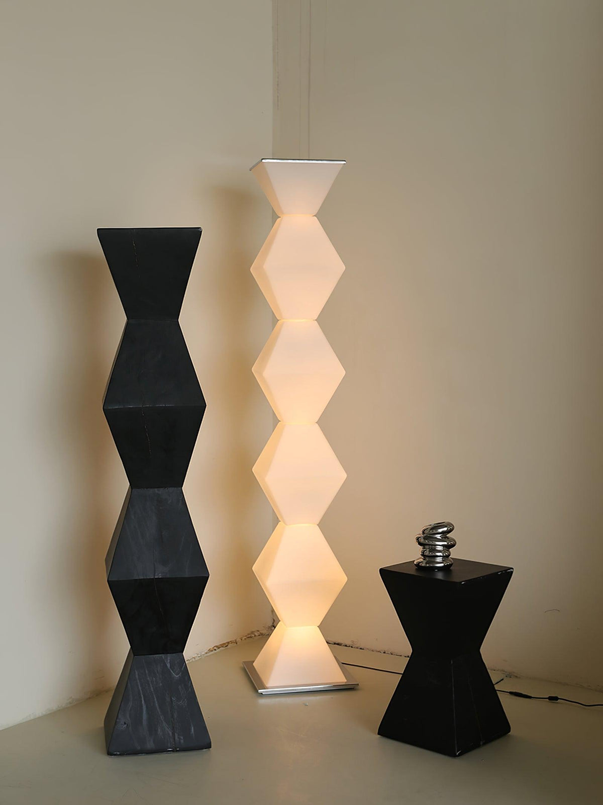 Aurshaor Sleek Stainless Steel Pendant Light