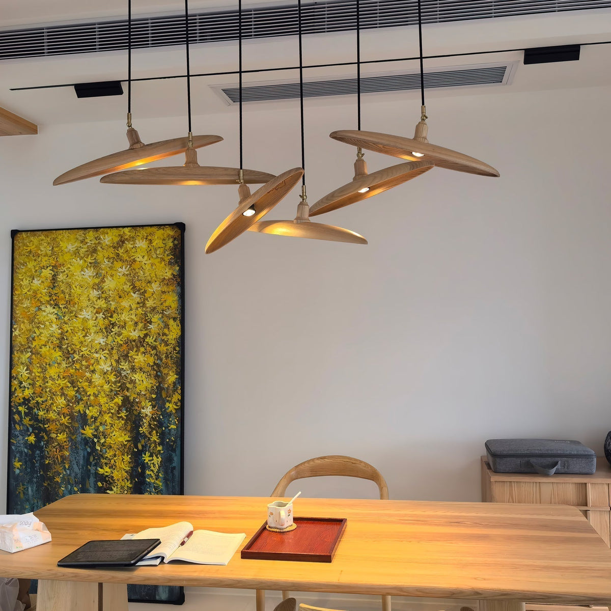 Zelirira Blade Wood Pendant Light