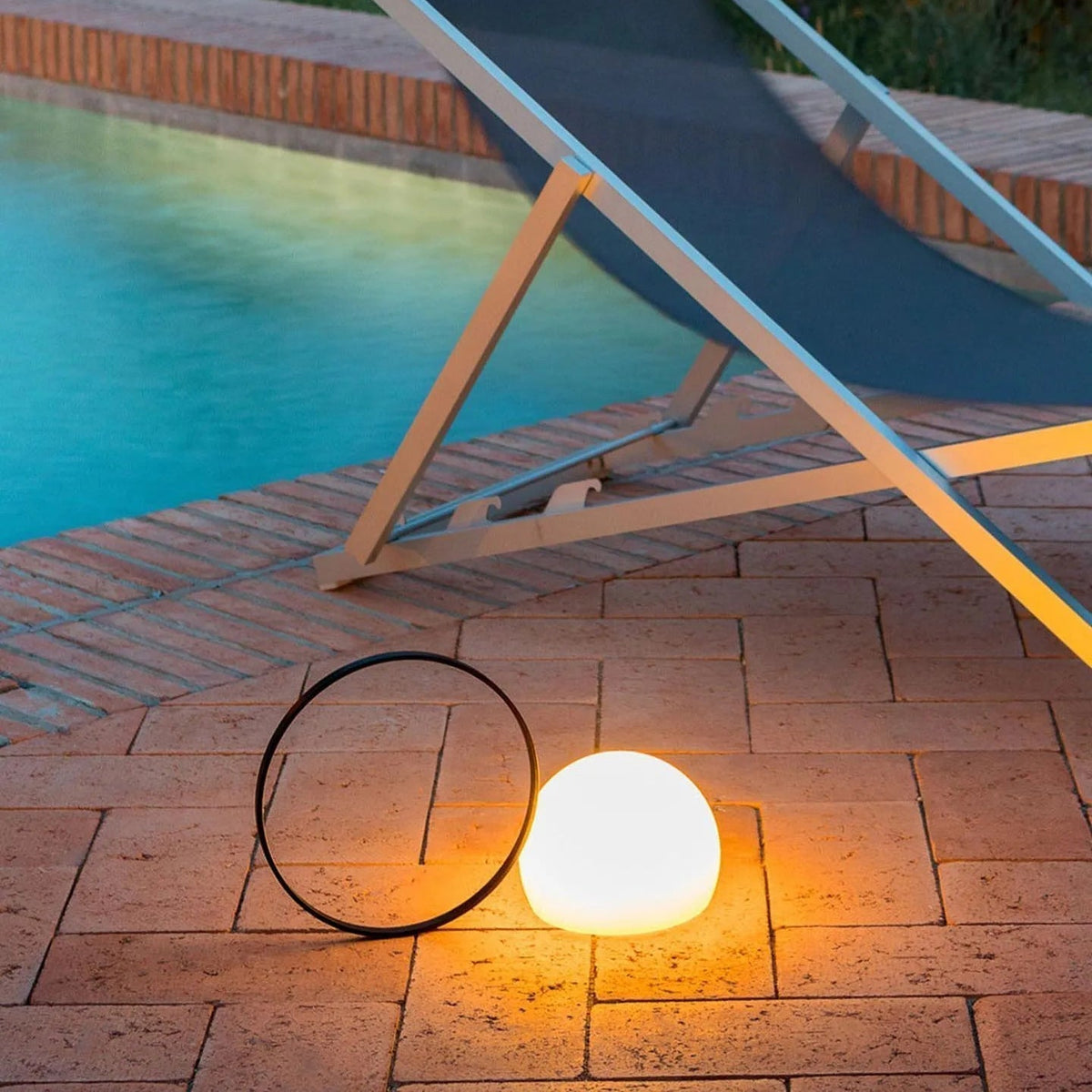 Cooper Minimalist Table Lamp