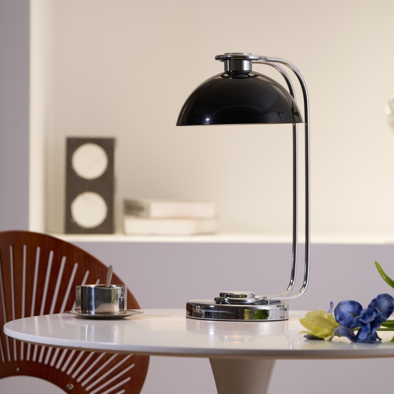 Lucanella Contemporary Acrylic Table lamp