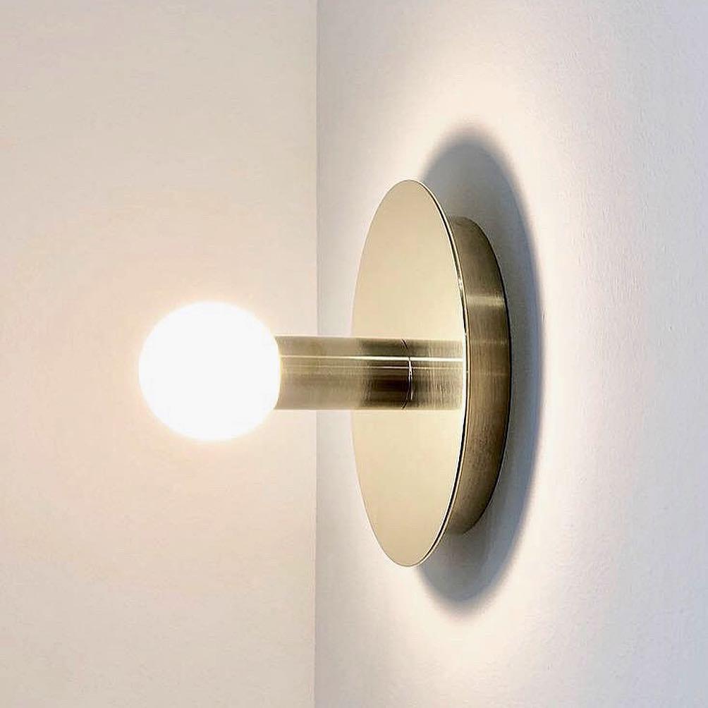 Soluise Wall Lamp Brass Bulb