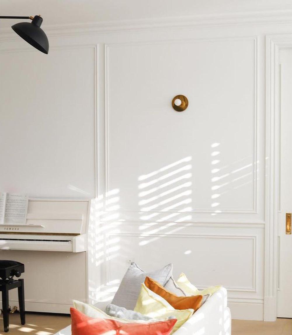 Soluise Wall Lamp Brass Bulb
