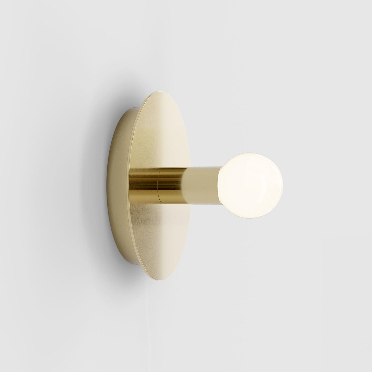 Soluise Wall Lamp Brass Bulb