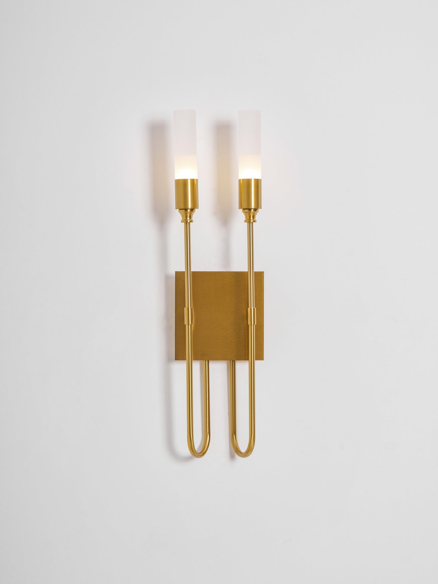 Silverstone Double Arrow Indoor Wall Light