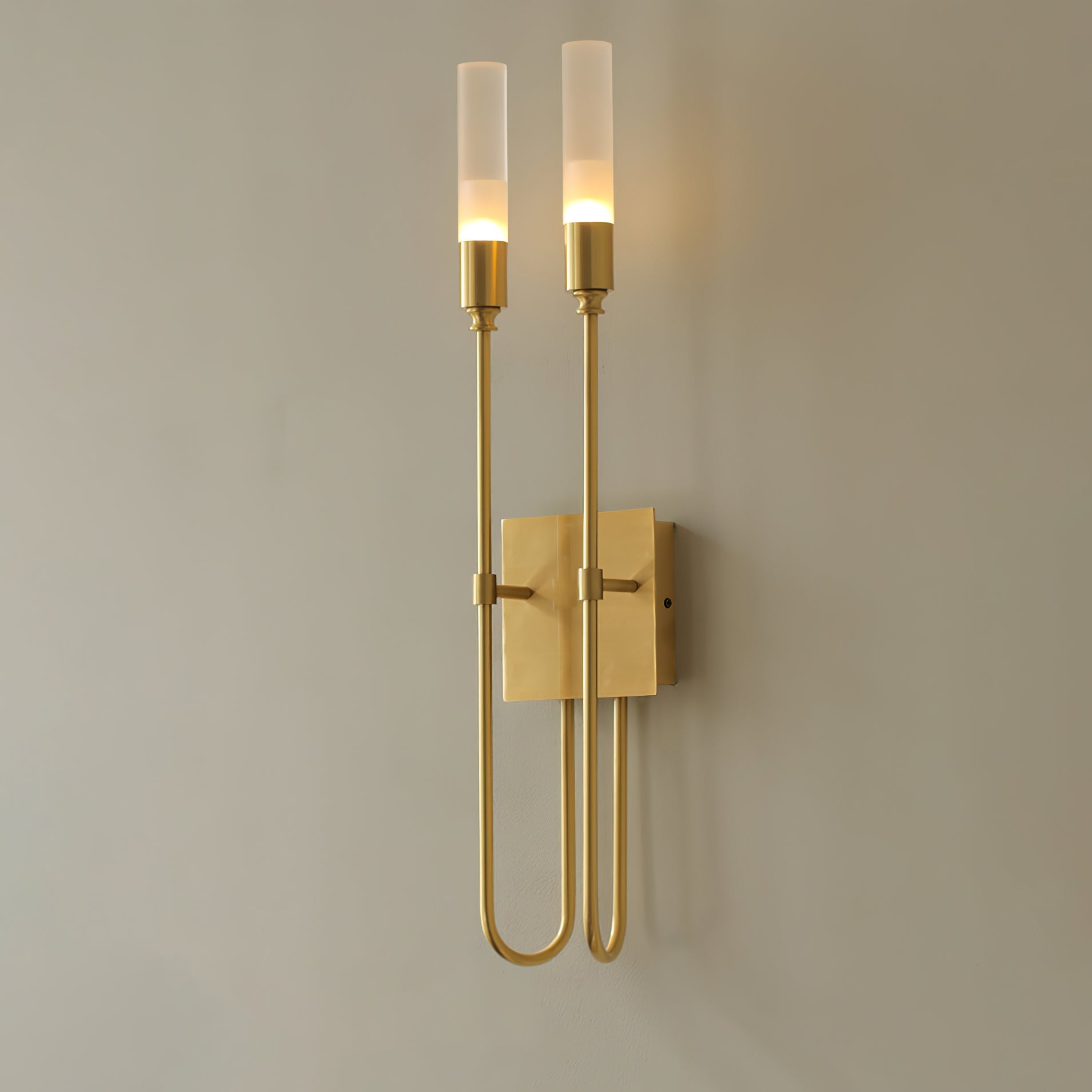 Silverstone Double Arrow Indoor Wall Light