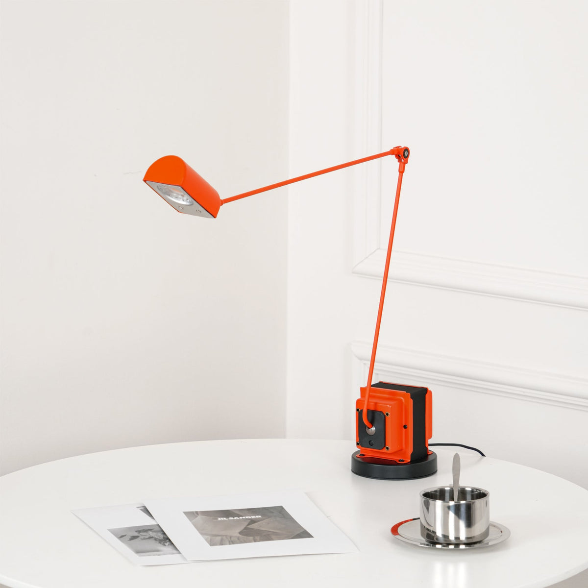 Orvyn Minimalist Table Lamp