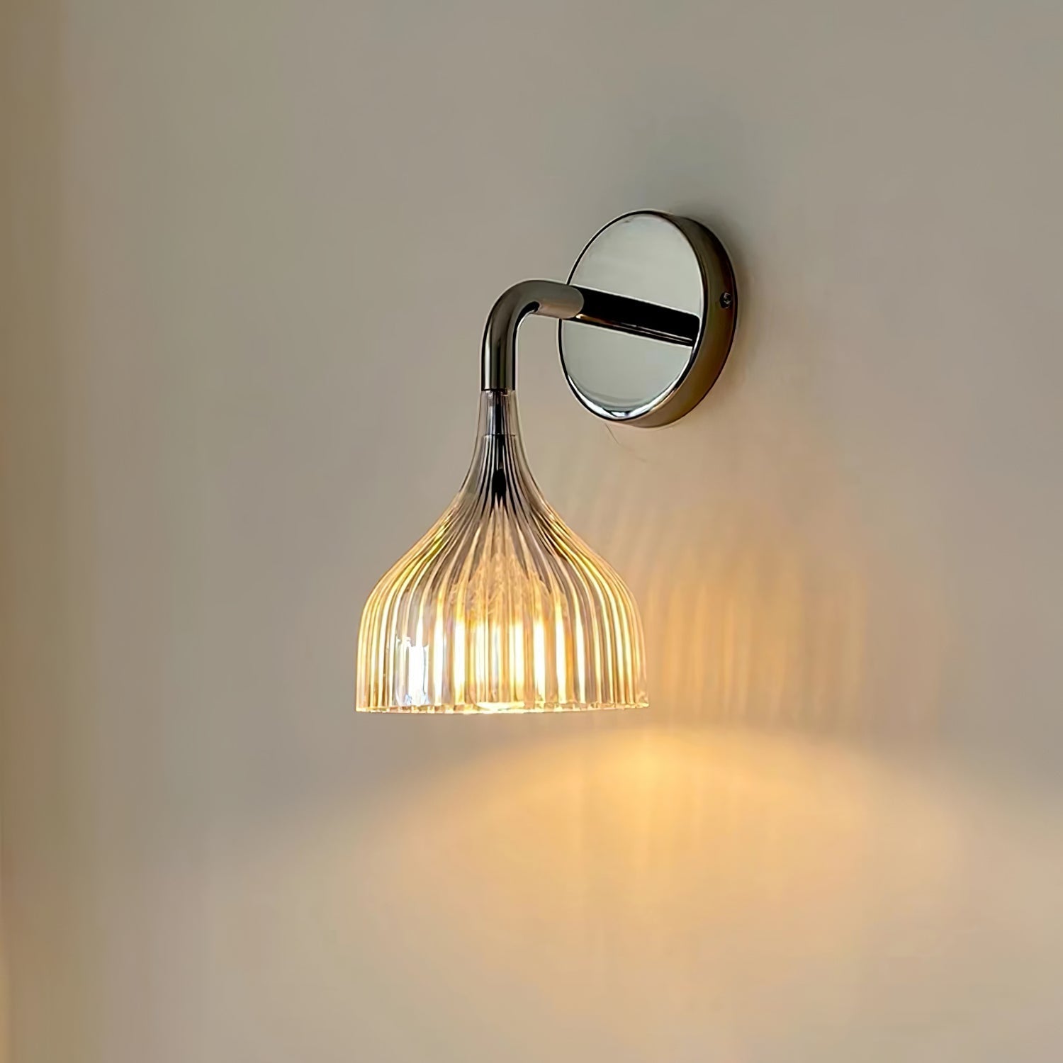 Aurzorus Modern Minimalist Plastic Wall Lamp