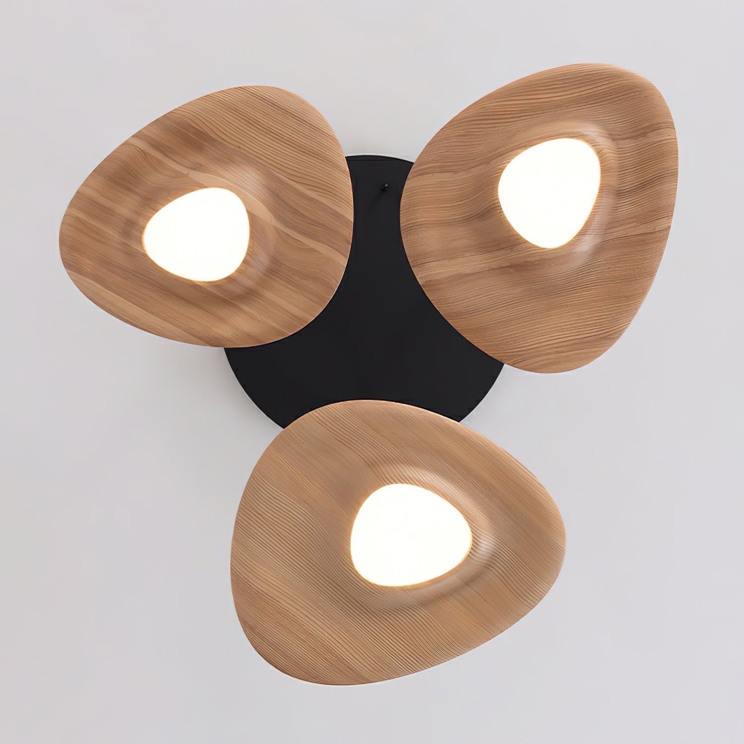 Cesilis Wood Pendant Light