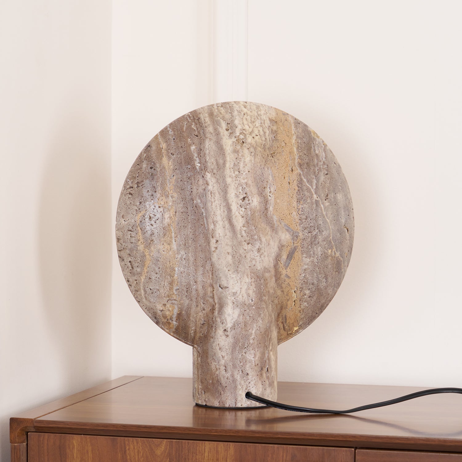 Valemu Saucer-Base Travertine Table Lamp