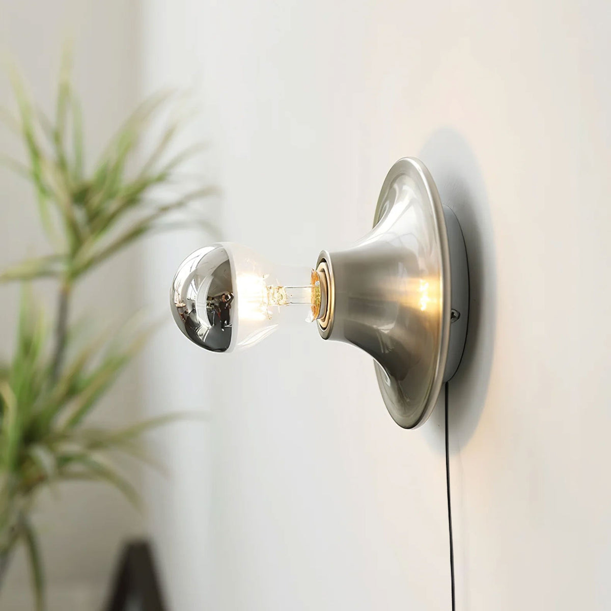 Eclip Wall Sconce