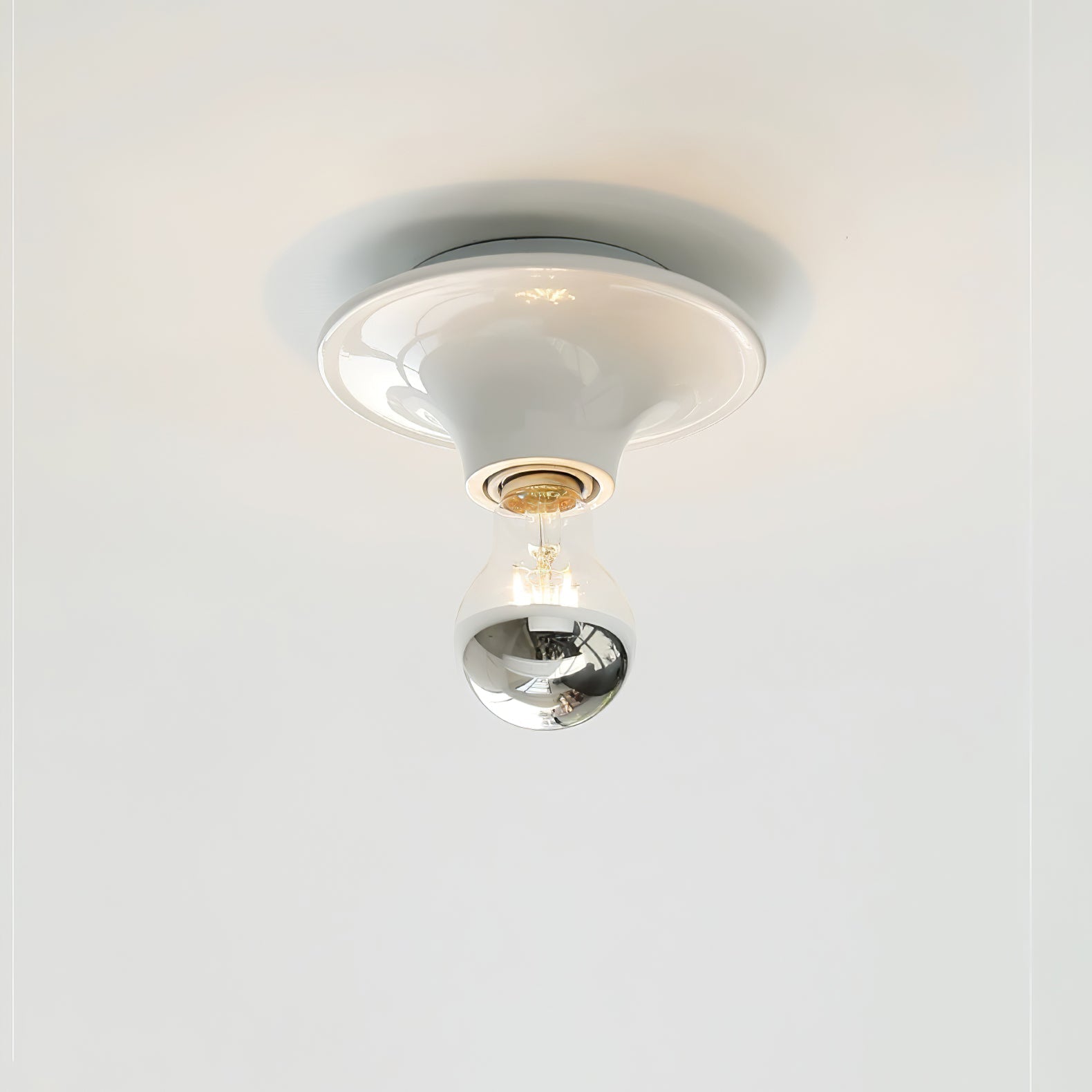 Ortheen Modern Minimalist Glass Sconce Wall lamp