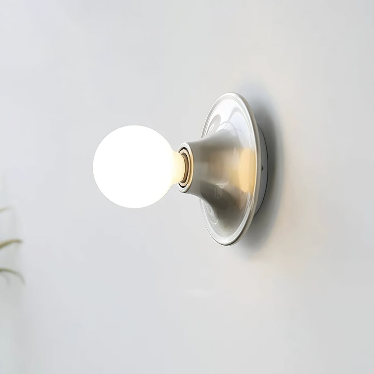 Ortheen Modern Minimalist Glass Sconce Wall lamp